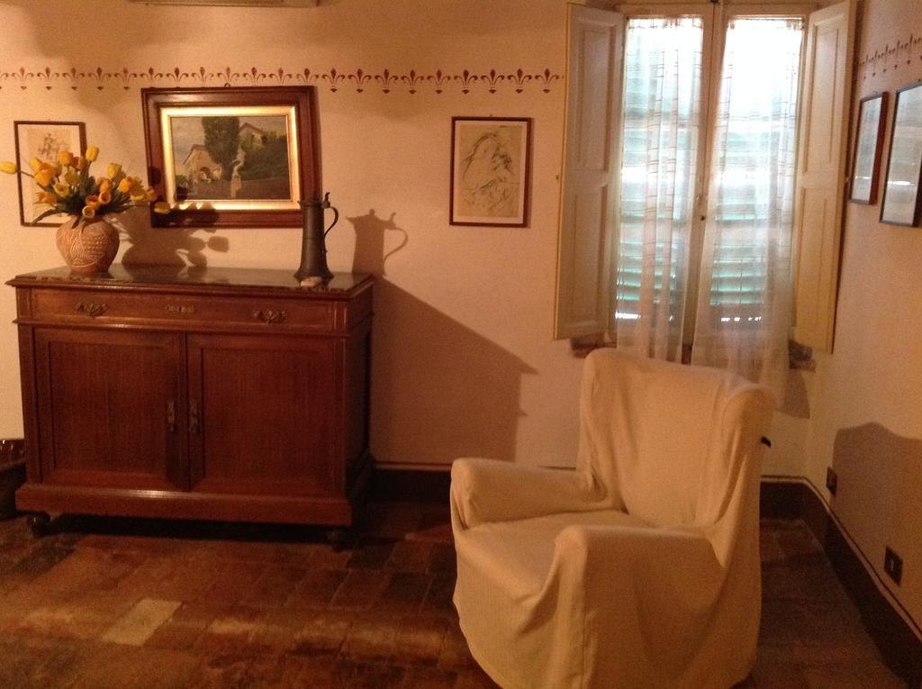 La Romita Ospitalita Rurale Familiare Villa Montisi Værelse billede