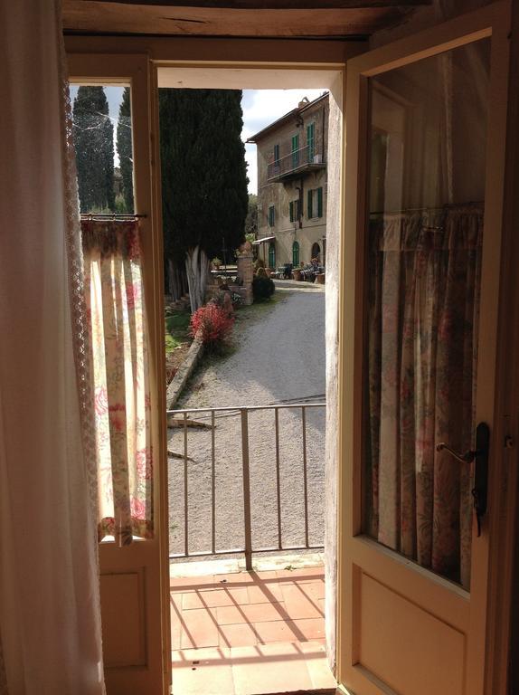 La Romita Ospitalita Rurale Familiare Villa Montisi Værelse billede