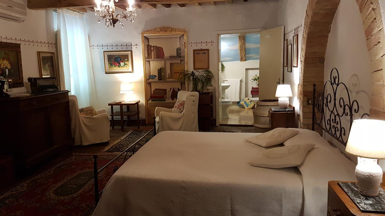 La Romita Ospitalita Rurale Familiare Villa Montisi Eksteriør billede